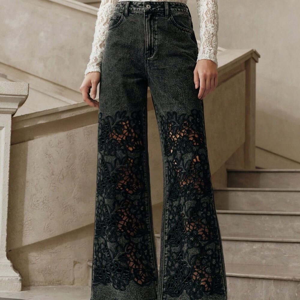 Black Elegant Women's High Waist Embroidered Loose Jeans - Picture 3 of 6